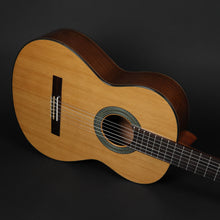 Load image into Gallery viewer, Altamira N200 Classical Guitar