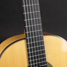 Load image into Gallery viewer, 2020 Antonio Marin Montero Flamenco Guitar (Pre-owned)