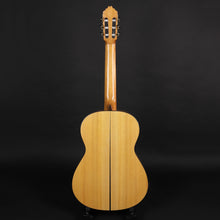 Load image into Gallery viewer, 2020 Antonio Marin Montero Flamenco Guitar (Pre-owned)