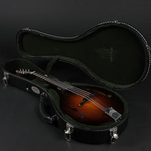 Load image into Gallery viewer, Collings MT Gloss Top Mandolin - Sunburst (Pre-owned)