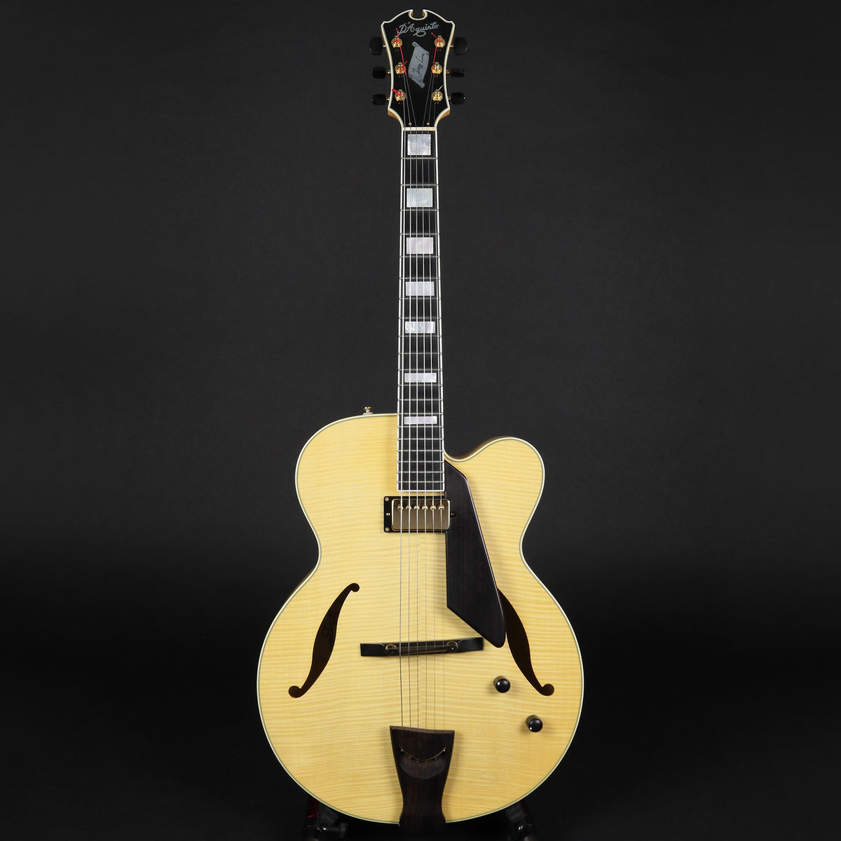 2011 D'Aquisto Jazz Line - Natural (Pre-owned) – Mak's Guitars