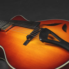 Load image into Gallery viewer, Eastman FV680CE Frank Vignola Signature Archtop - Goldburst