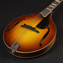Load image into Gallery viewer, Eastman MDO605-GB Octave Mandolin - Goldburst (Pre-owned)