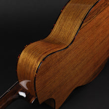 Load image into Gallery viewer, Eastman AC222CE-DLX Grand Auditorium