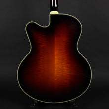 Load image into Gallery viewer, 2005 Eastman AR810CE 17" Archtop - Sunburst (Pre-owned)