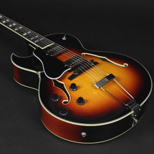 Load image into Gallery viewer, Eastman AR372L-CE-SB Left-handed Archtop - Sunburst #0090