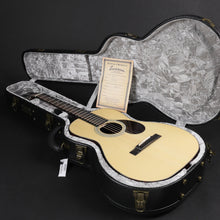 Load image into Gallery viewer, Eastman E10P Adirondack/Mahogany Parlour #8955