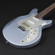 Load image into Gallery viewer, Eastman Fullertone DC'62 - Ice Blue Metallic