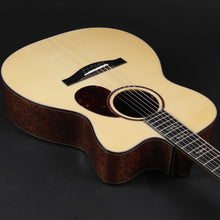 Load image into Gallery viewer, Eastman L-OMCE-QS OM Cutaway Quilted Sapele (Pre-owned)