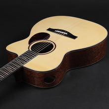 Load image into Gallery viewer, Eastman L-OMCE-QS OM Cutaway Quilted Sapele (Pre-owned)
