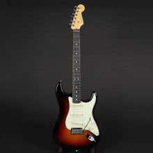 Load image into Gallery viewer, 2018 Fender American Professional Stratocaster - Sunburst (Pre-owned)
