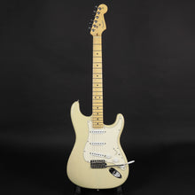 Load image into Gallery viewer, 2003 Fender Highway One Stratocaster - Honey Blonde (Pre-owned)