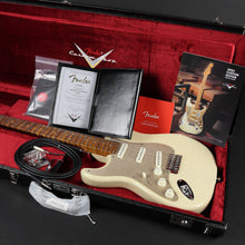 Load image into Gallery viewer, 2023 Fender Custom Shop American Custom Left-handed NOS Stratocaster (Pre-owned)