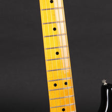 Load image into Gallery viewer, 2014 Left-handed Fender Custom Shop David Gilmour Stratocaster (Pre-owned)
