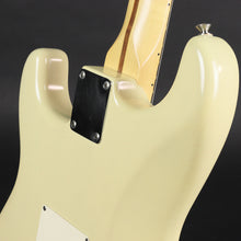 Load image into Gallery viewer, 2003 Fender Highway One Stratocaster - Honey Blonde (Pre-owned)
