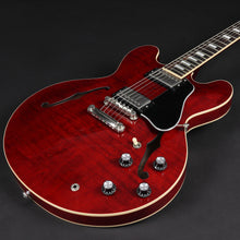 Load image into Gallery viewer, 2021 Gibson ES-335 Figured Sixties Cherry (Pre-owned)