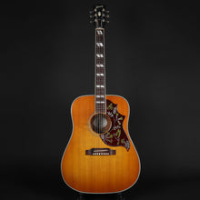 Load image into Gallery viewer, 2017 Gibson Hummingbird in Heritage Cherry Sunburst - (Pre-owned)