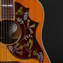 Load image into Gallery viewer, 2017 Gibson Hummingbird in Heritage Cherry Sunburst - (Pre-owned)