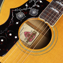 Load image into Gallery viewer, 1994 Left-handed Gibson J-200 Natural (Pre-owned)