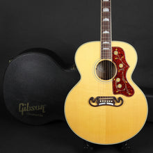 Load image into Gallery viewer, 2009 Gibson SJ-200 Standard in Natural (Pre-owned)