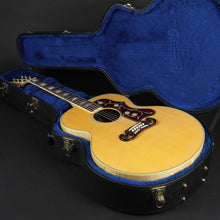 Load image into Gallery viewer, 2009 Gibson SJ-200 Standard in Natural (Pre-owned)