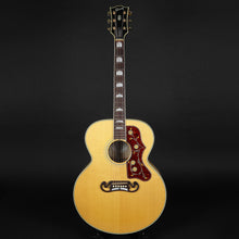 Load image into Gallery viewer, 2009 Gibson SJ-200 Standard in Natural (Pre-owned)