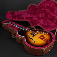 Load image into Gallery viewer, 2000 Gibson Super 400 CES Sunburst (Pre-owned)
