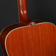 Load image into Gallery viewer, 2017 Gibson Hummingbird in Heritage Cherry Sunburst - (Pre-owned)