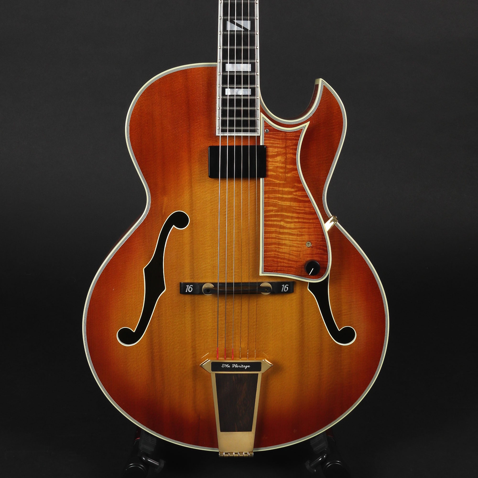 1989 Heritage Sweet 16 - Almond Sunburst (Pre-owned)