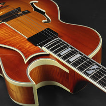 Load image into Gallery viewer, 1989 Heritage Sweet 16 - Almond Sunburst (Pre-owned)