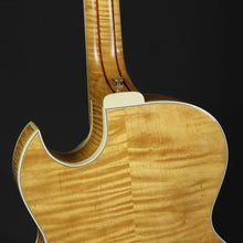 Load image into Gallery viewer, 2001 Heritage Sweet 16 - Blonde (Pre-owned)