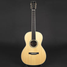 Load image into Gallery viewer, 2015 Kim Walker Style A Deluxe 000-12 (Pre-owned)