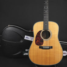 Load image into Gallery viewer, 2010 Martin HD28 Left-handed (Pre-owned)