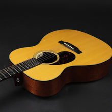 Load image into Gallery viewer, 2017 Left-handed Martin OM18e (Pre-owned)