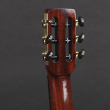 Load image into Gallery viewer, 2011 Rohan Lowe 15/90 Classical Guitar (Pre-owned)