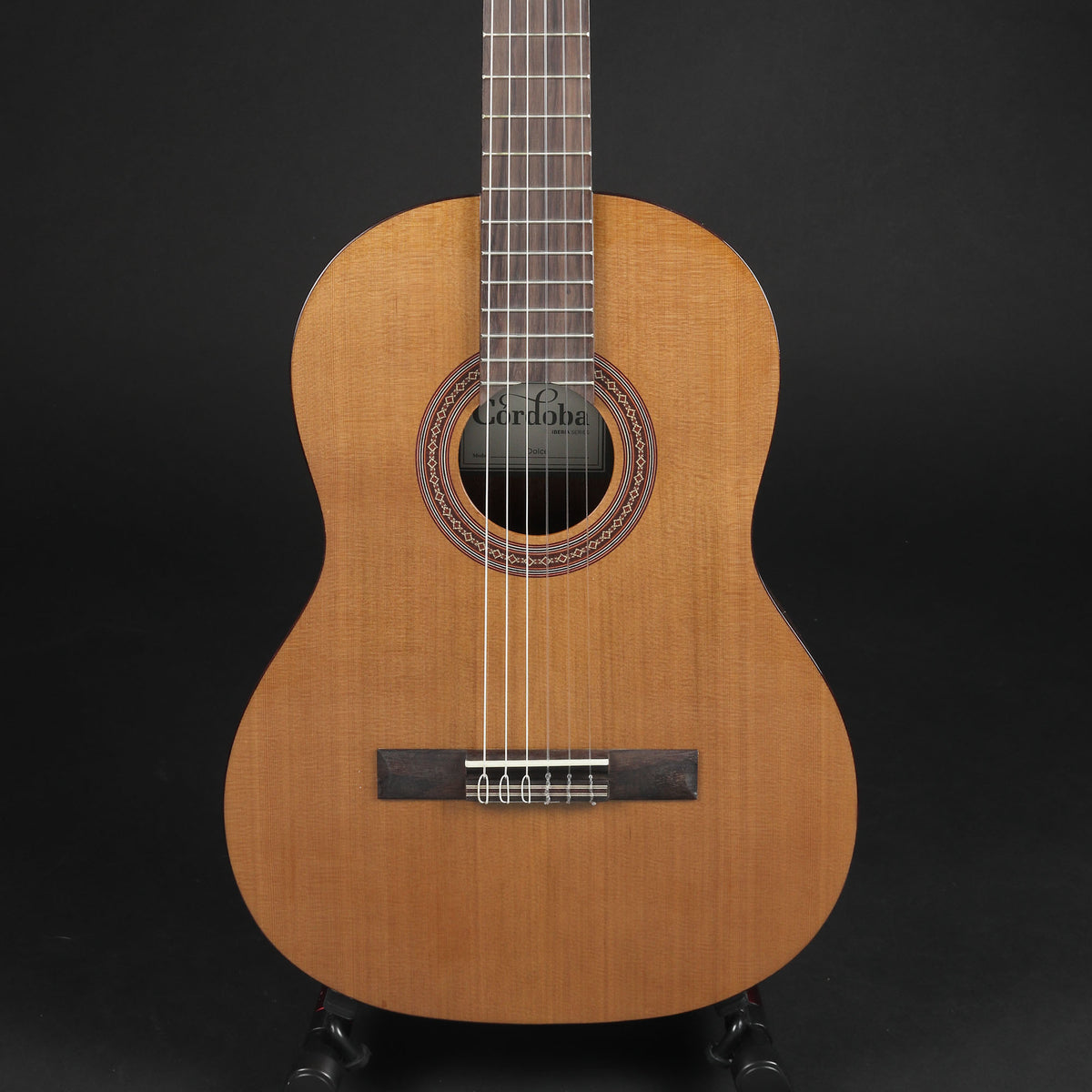 Cordoba dolce sales classical guitar