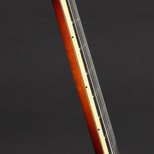 Load image into Gallery viewer, 2005 Eastman AR810CE 17" Archtop - Sunburst (Pre-owned)