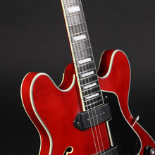 Load image into Gallery viewer, Eastman T64/v-Antique Red Varnish #0174