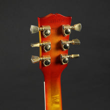 Load image into Gallery viewer, 2004 Gibson ES-137 Classic - Heritage Cherry Sunburst (Pre-owned)