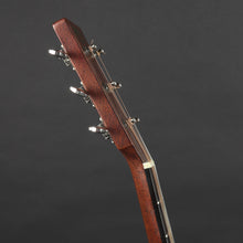 Load image into Gallery viewer, 2013 Martin 00-18v Sitka/Mahogany (Pre-owned)