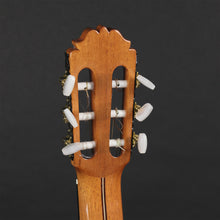 Load image into Gallery viewer, 1998 Amalio Burguet Model 2M Cedar (Pre-owned) w/case