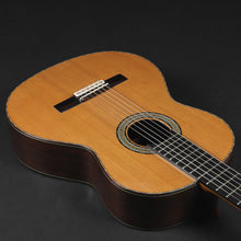 Load image into Gallery viewer, 1998 Amalio Burguet Model 2M Cedar (Pre-owned) w/case