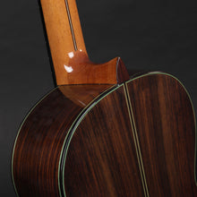Load image into Gallery viewer, 1998 Amalio Burguet Model 2M Cedar (Pre-owned) w/case