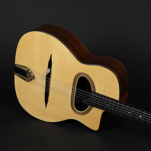 Altamira M01 D-Hole w/case