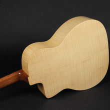 Load image into Gallery viewer, Altamira M01 Maple Selmer Style w/Case