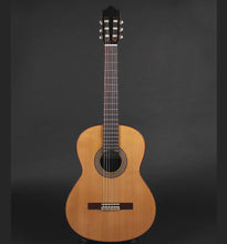 Load image into Gallery viewer, Altamira N300 Classical Guitar
