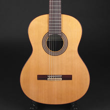 Load image into Gallery viewer, Altamira N300 Classical Guitar