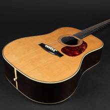 Load image into Gallery viewer, Atkin D37 - Aged Finish #4135