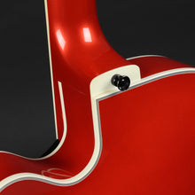 Load image into Gallery viewer, Benedetto Cinnamon Pearl 16B Custom Archtop (Pre-owned)