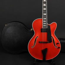 Load image into Gallery viewer, Benedetto Cinnamon Pearl 16B Custom Archtop (Pre-owned)